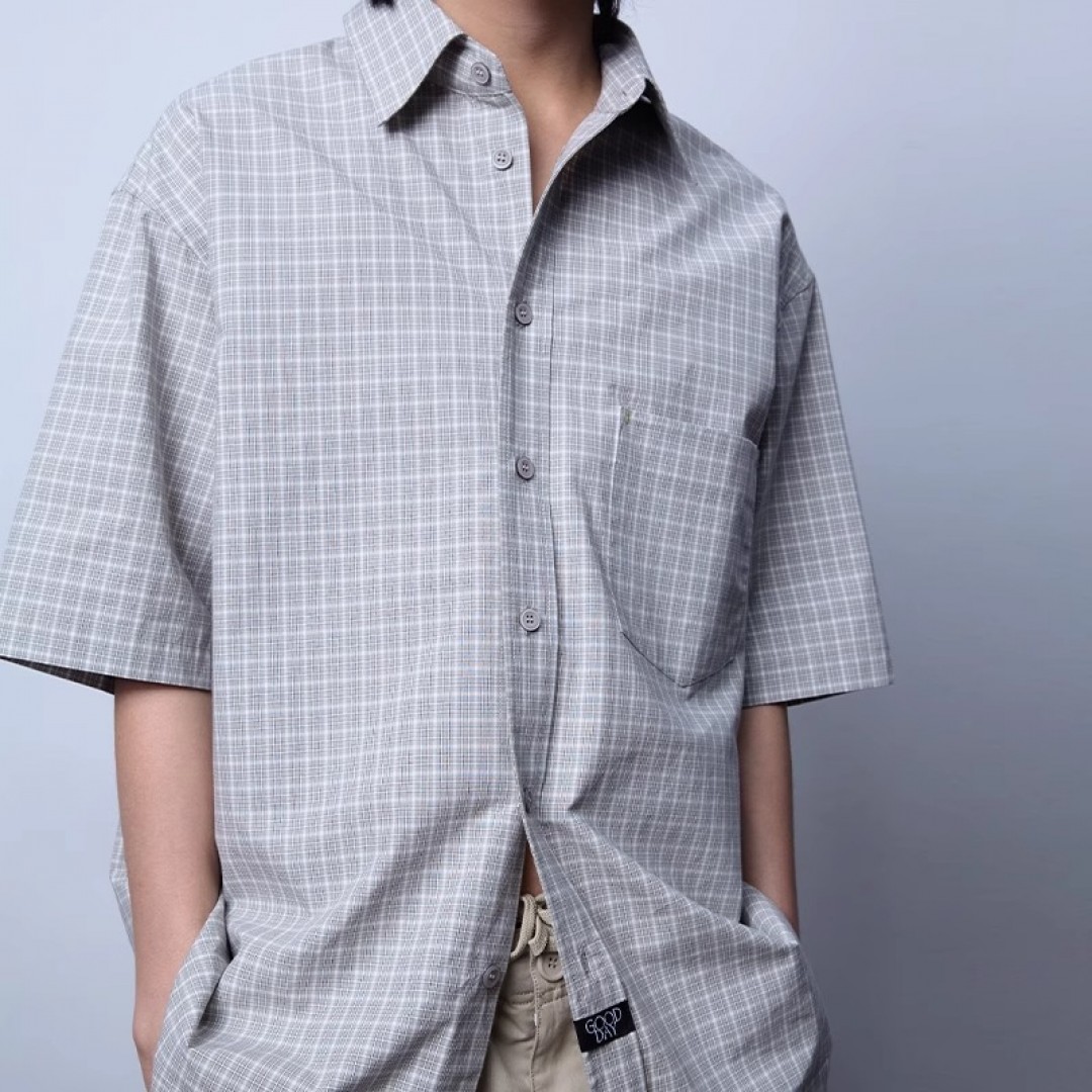 Beaster Embroidered Guayabera